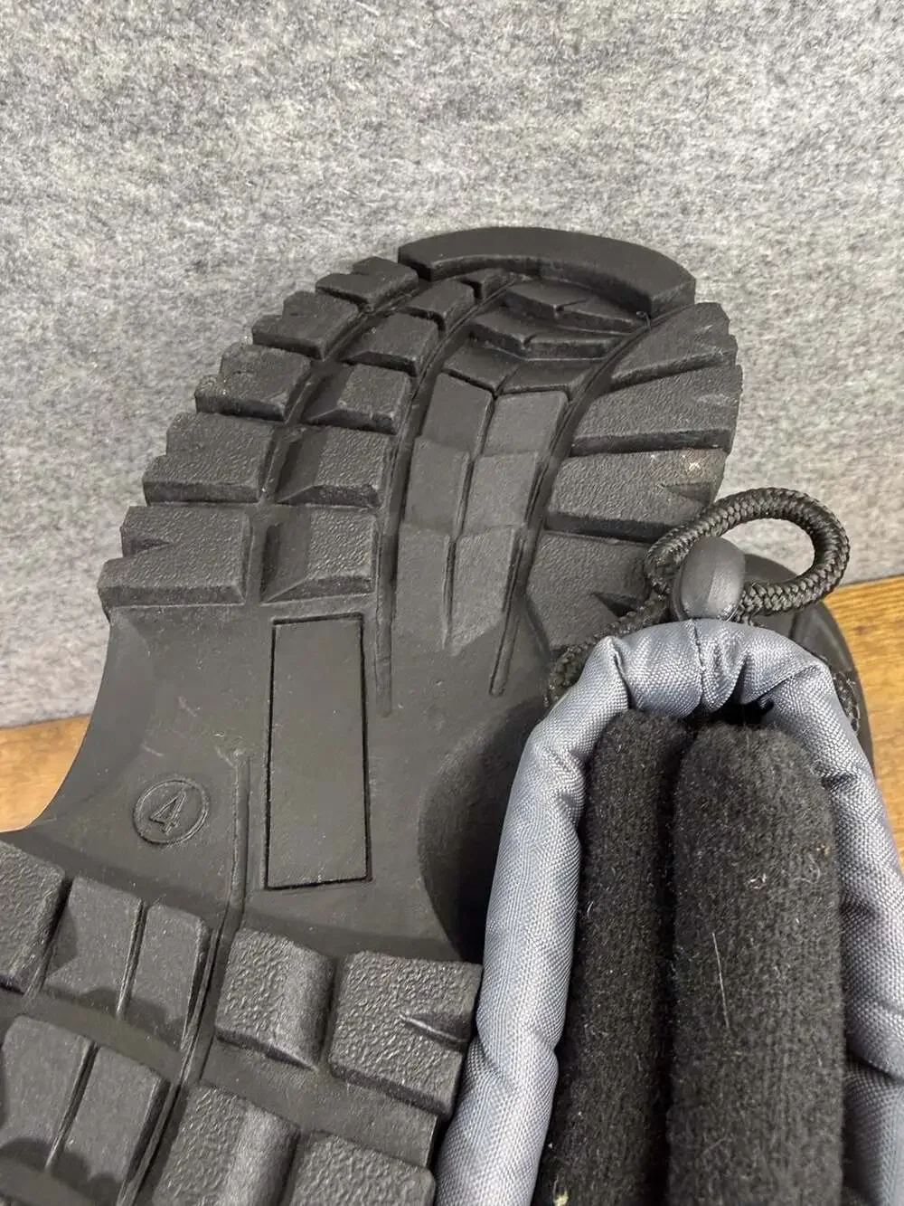 Totes Kids Action Waterproof Insulated Snow Boots